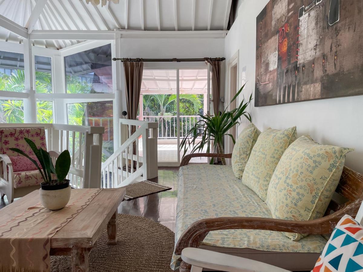 Beach House Canggu - 150M Berawa Beach Dış mekan fotoğraf